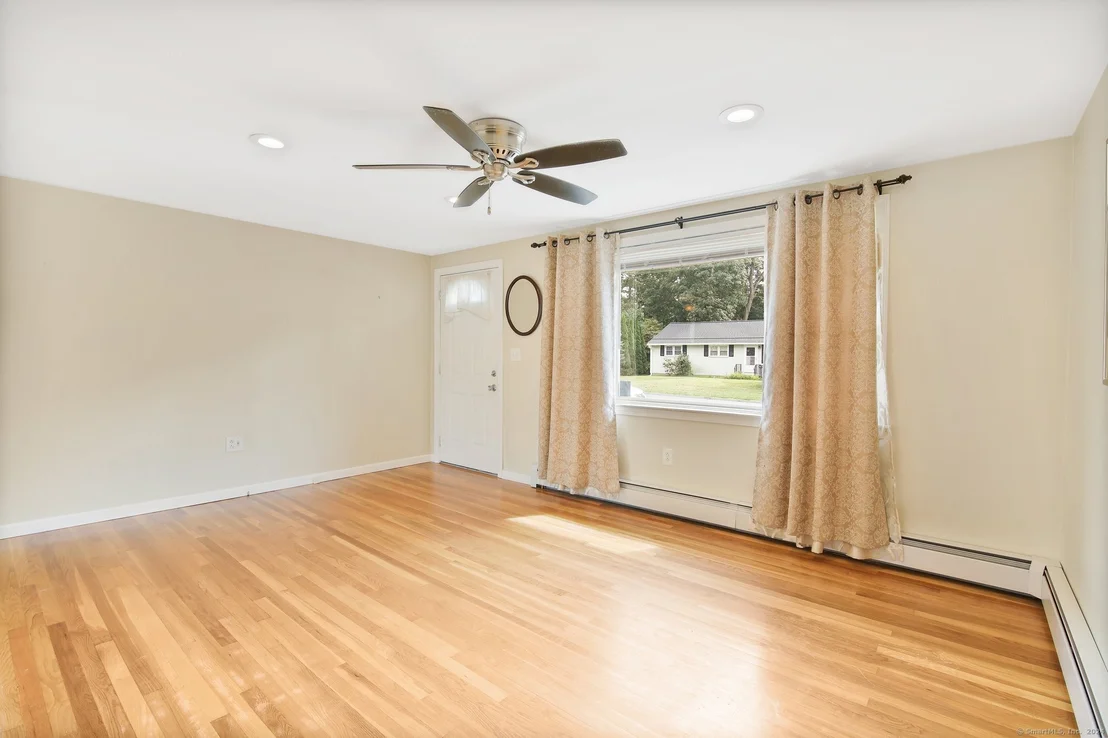 Photo of 6 Pierce Street