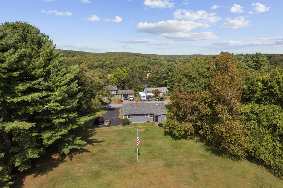 Photo of 43 Arrowhead Drive