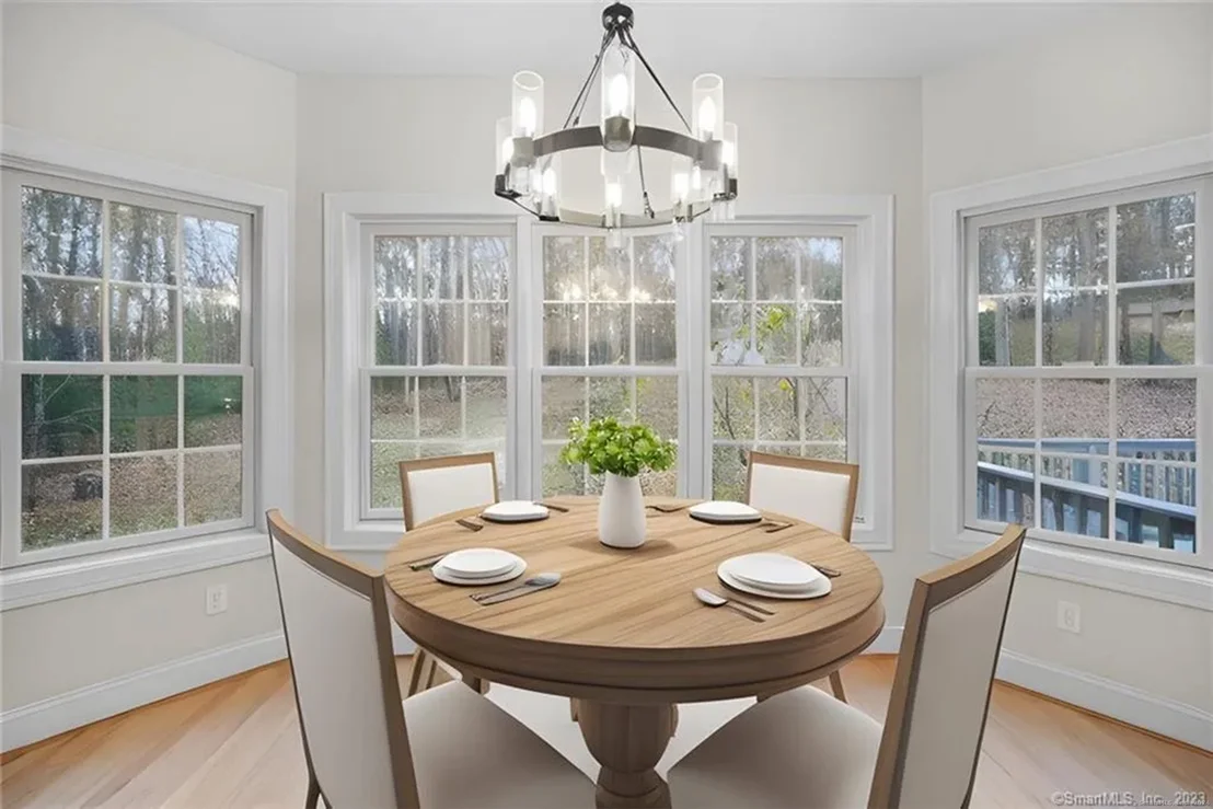Photo of 10 Azalea Lane