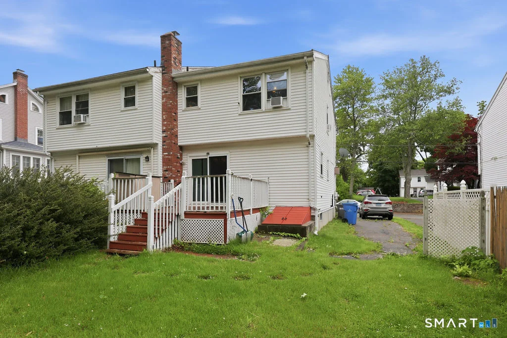Photo of 153 Maple Street