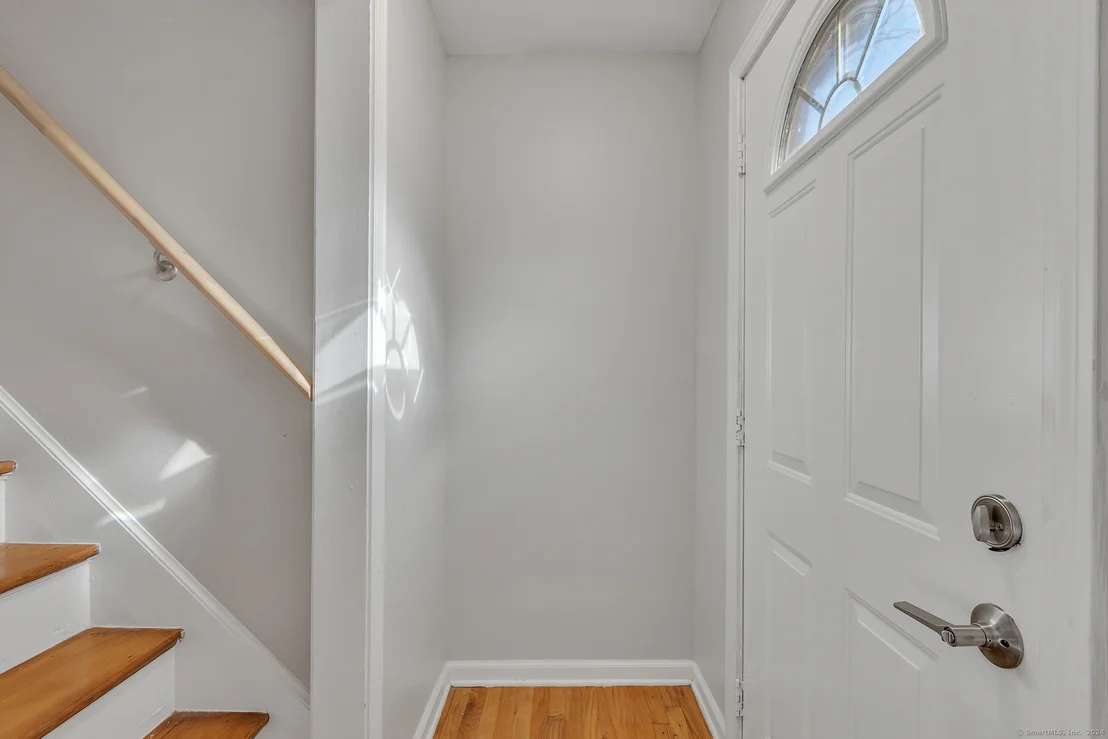 Photo of 243 Chestnut Hill Road