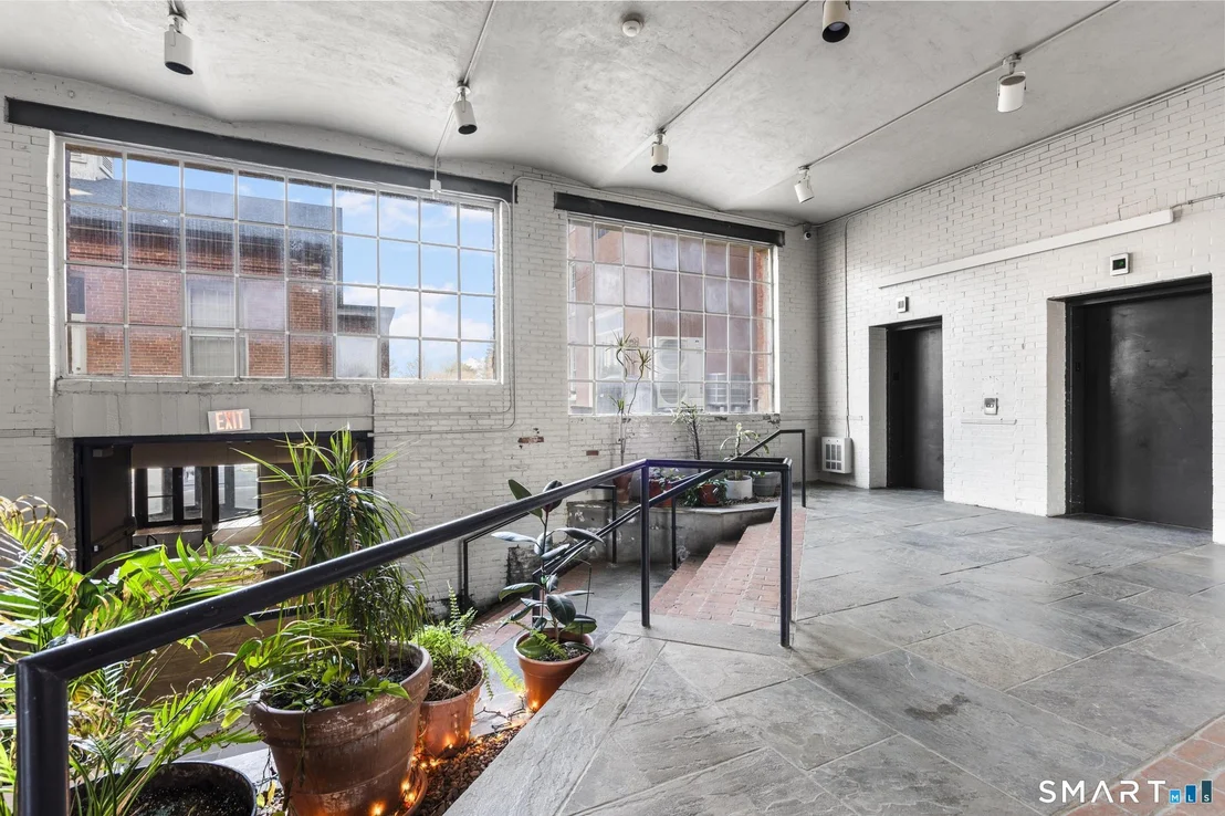 Photo of Unit 417 at 92 Main Street