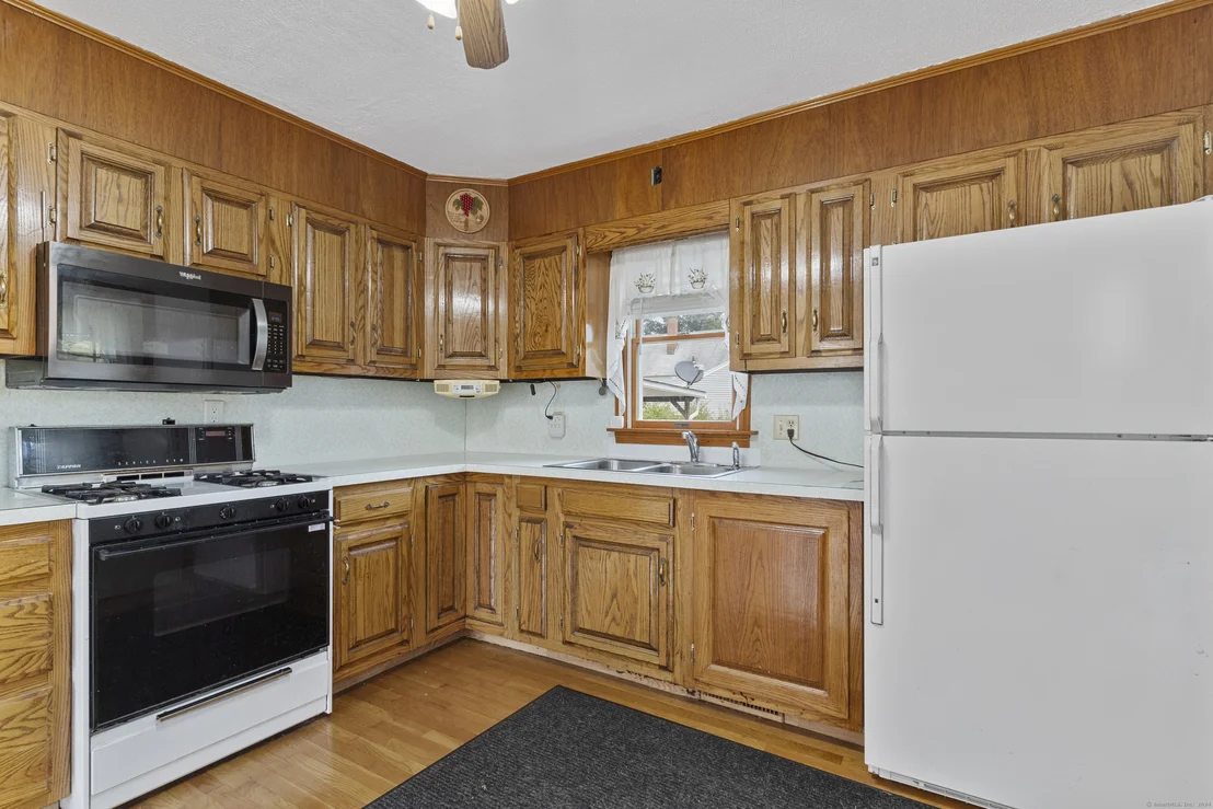 Photo of 70 Meadowbrook Road