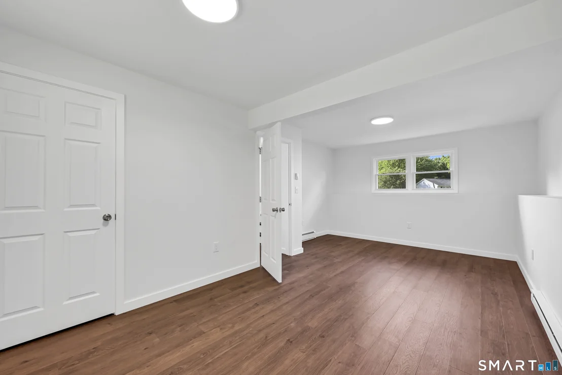 Photo of 93 Cookes Ridge