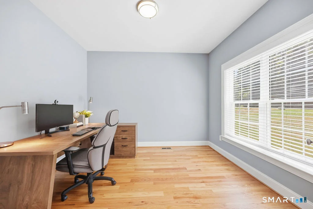 Photo of 21 Wolf Hill Road