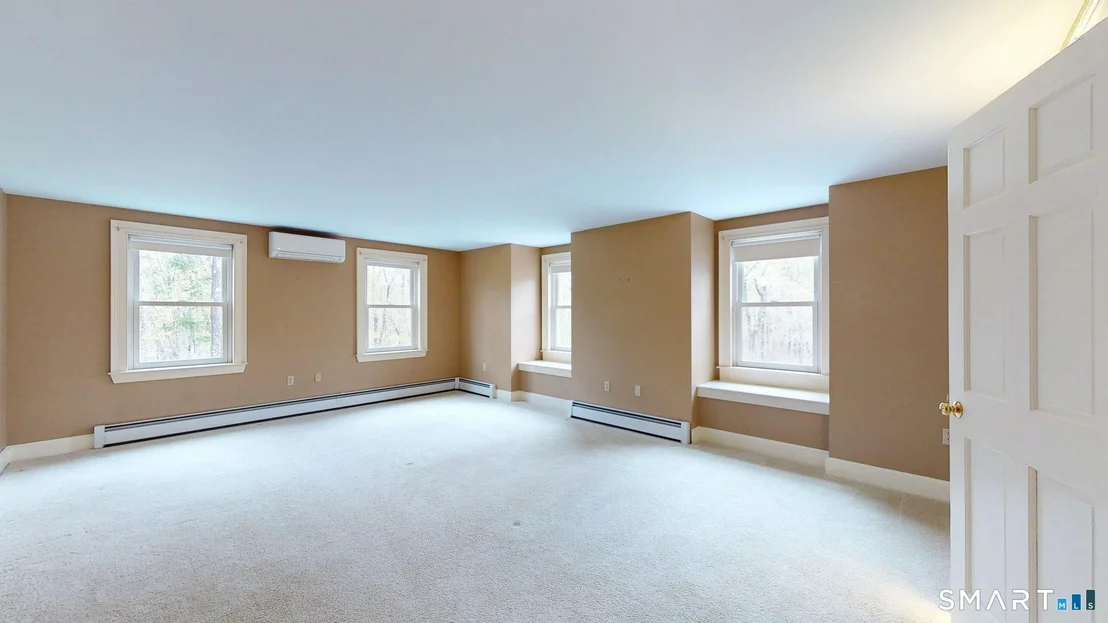 Photo of 598 East Street