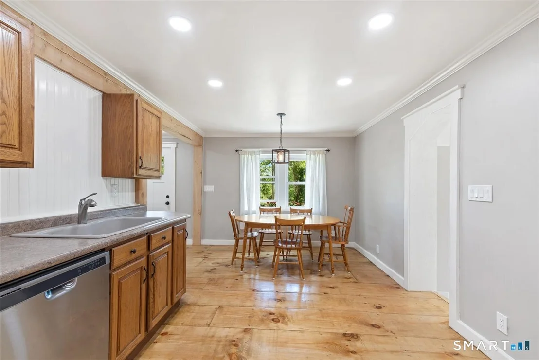 Photo of 79 Seckar Road