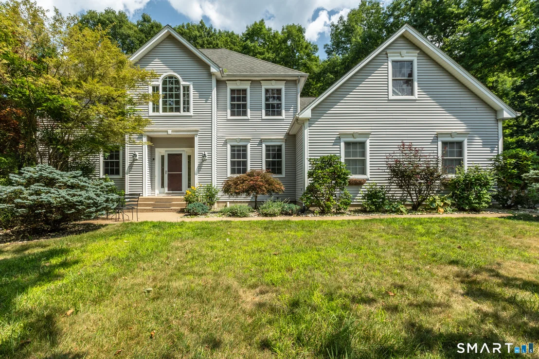 Photo of 6 Azalea Lane