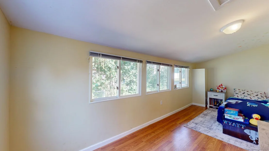 Photo of 14 Mark Twain Drive