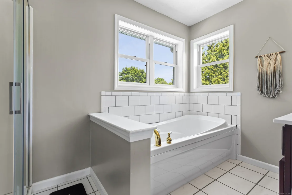 Photo of 21 Chatham Fields Road