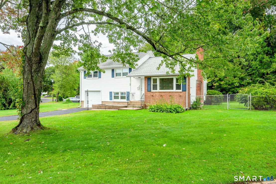 Photo of 34 Grande Avenue