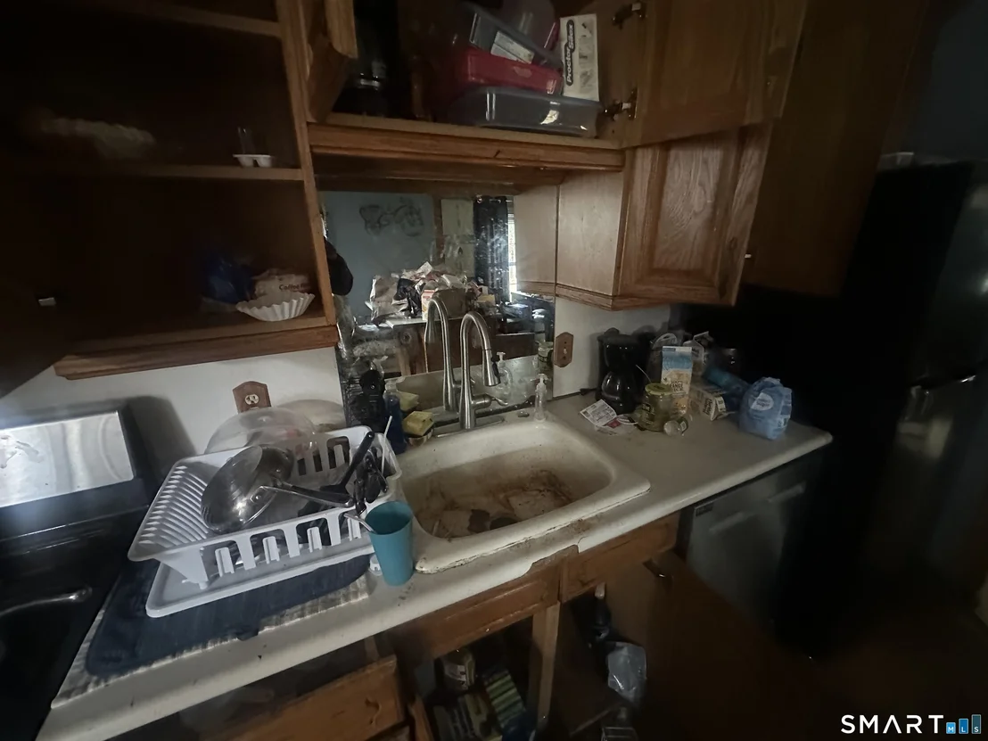 Photo of 779 Ellington Road