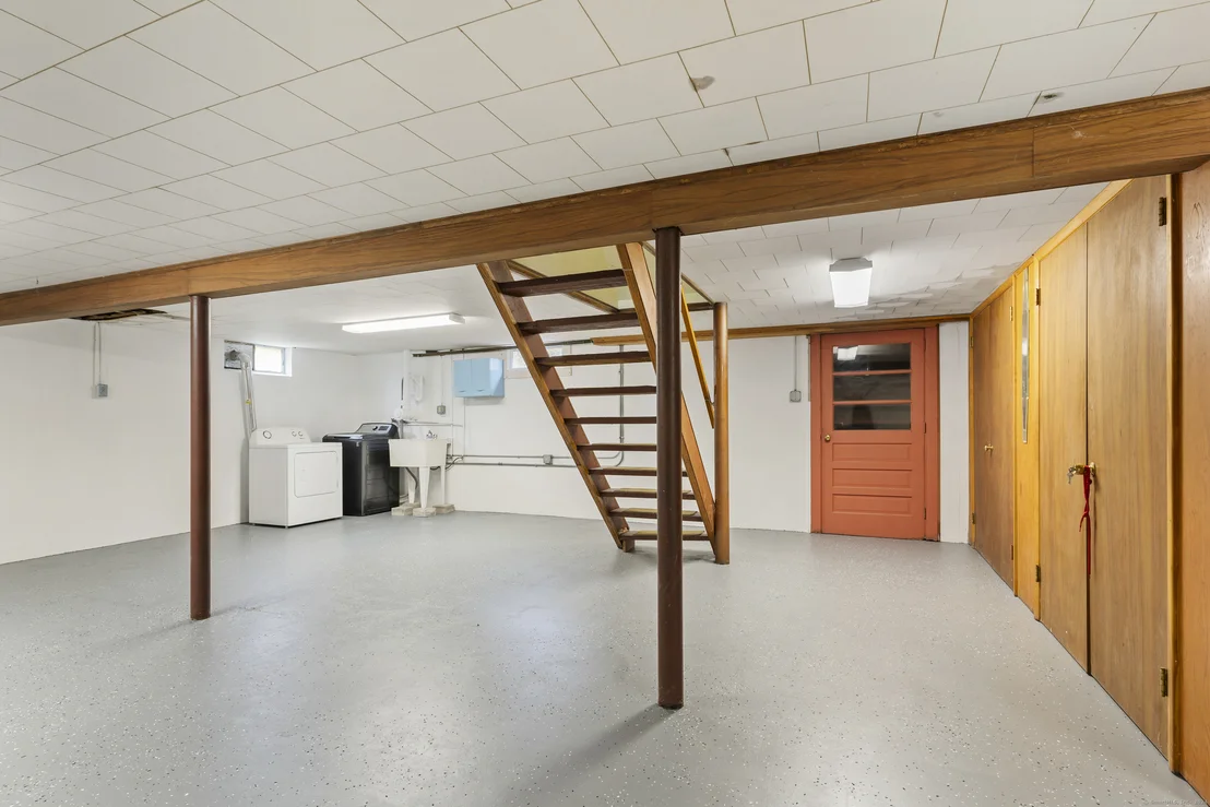 Photo of 2 Fieldstone Drive