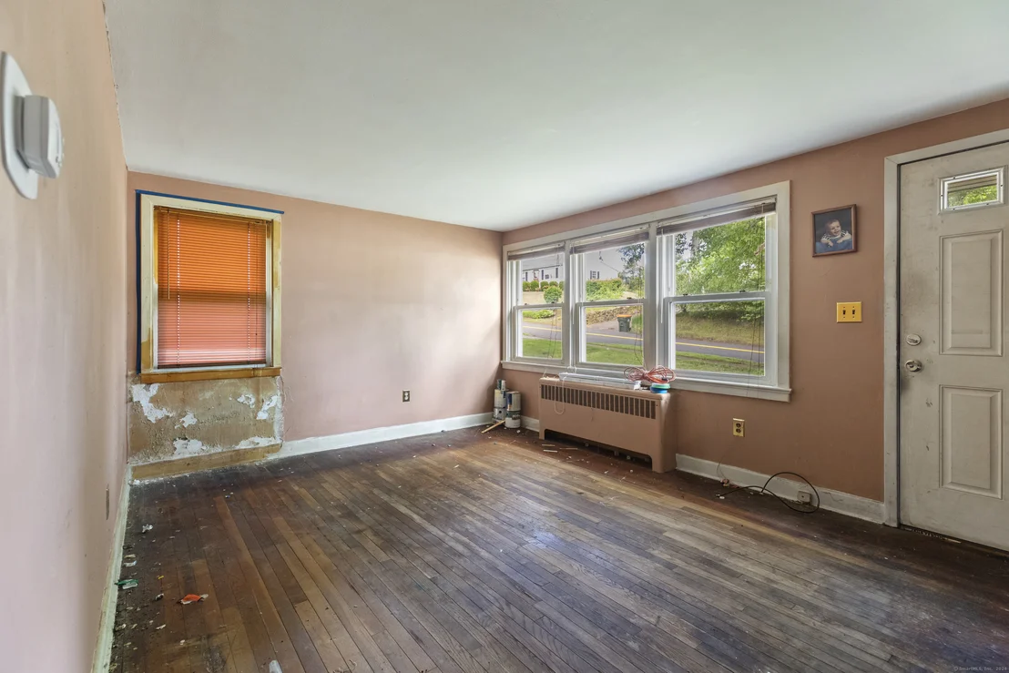 Photo of 400 Long Hill Road