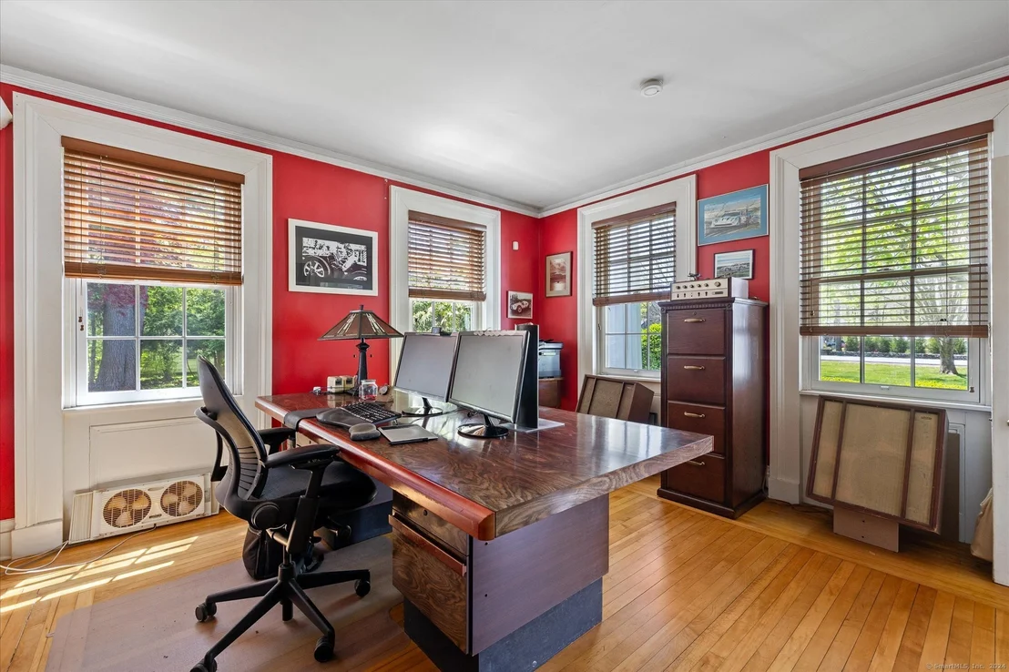 Photo of 362 Thompson Hill Road
