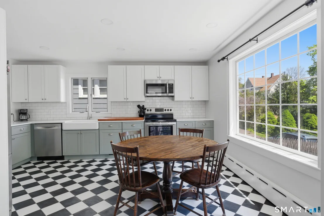 Photo of 25 Walnut Street