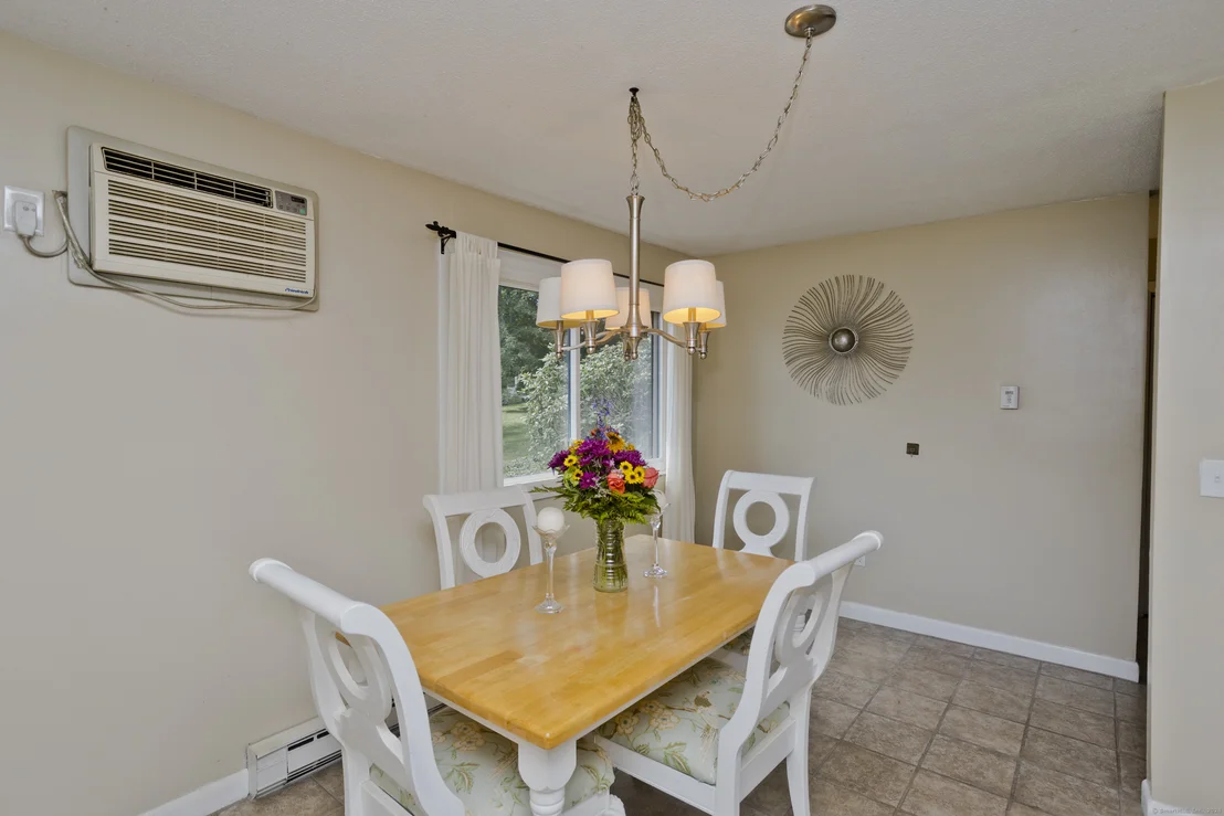 Photo of Unit 58 at 58 Suffield Meadow Drive