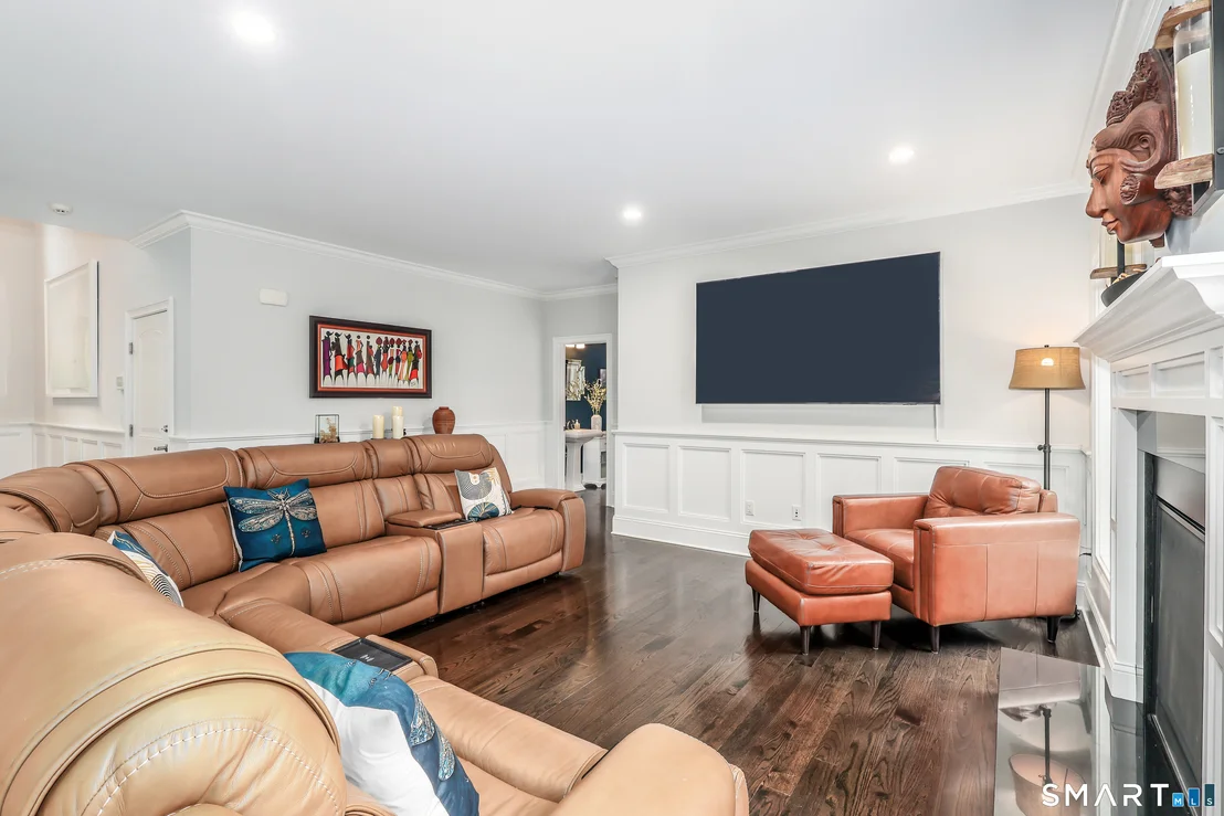 Photo of 105 Perry Avenue