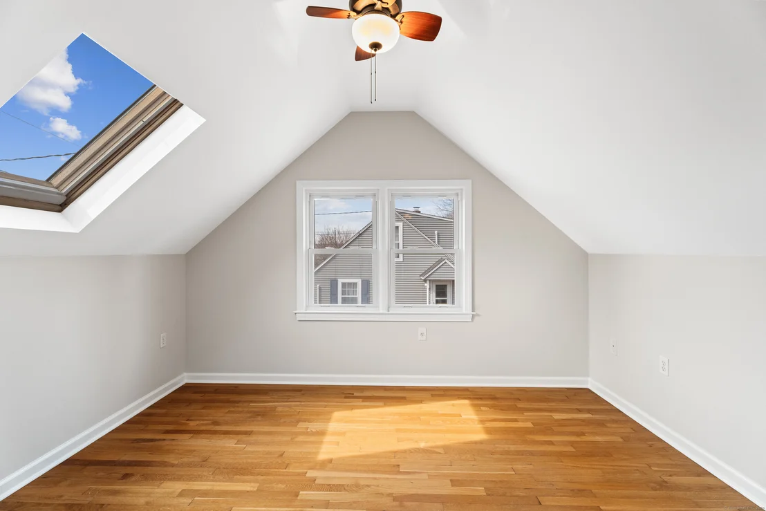 Photo of 14 9th Avenue