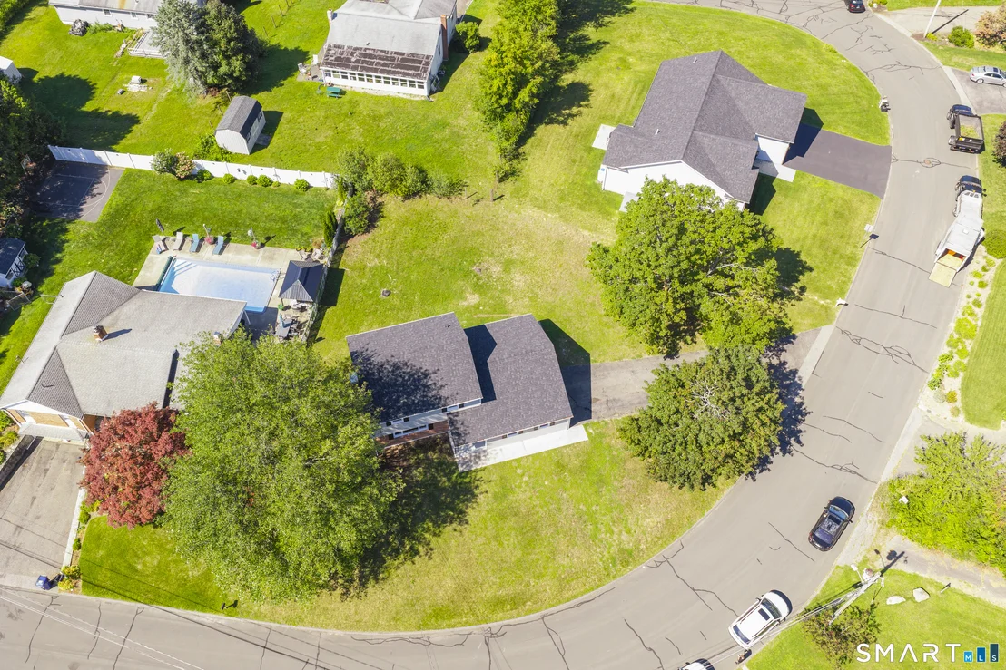 Photo of 325 Circle Drive