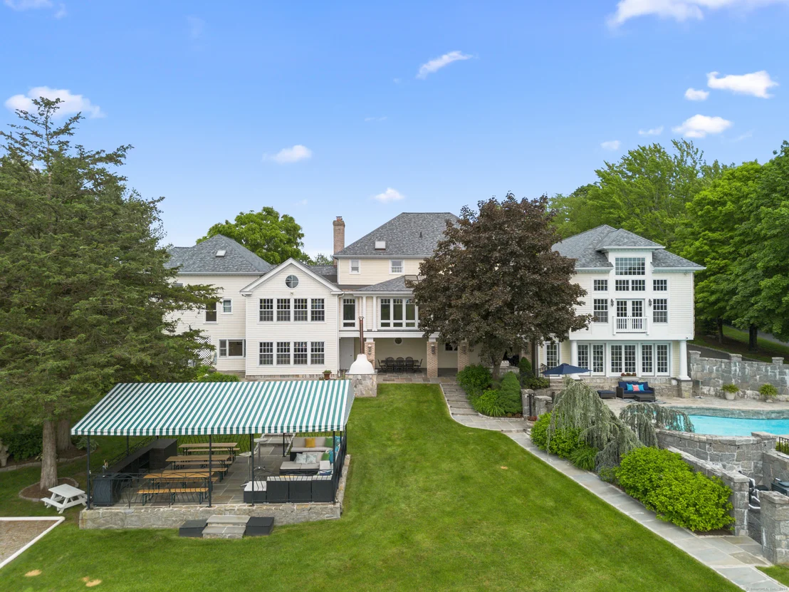 Photo of 10 Old Castle Drive