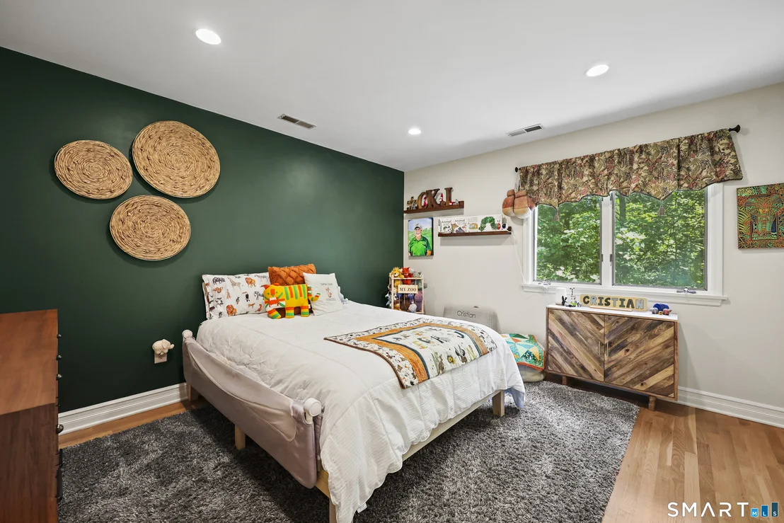Photo of 571 Belden Hill Road