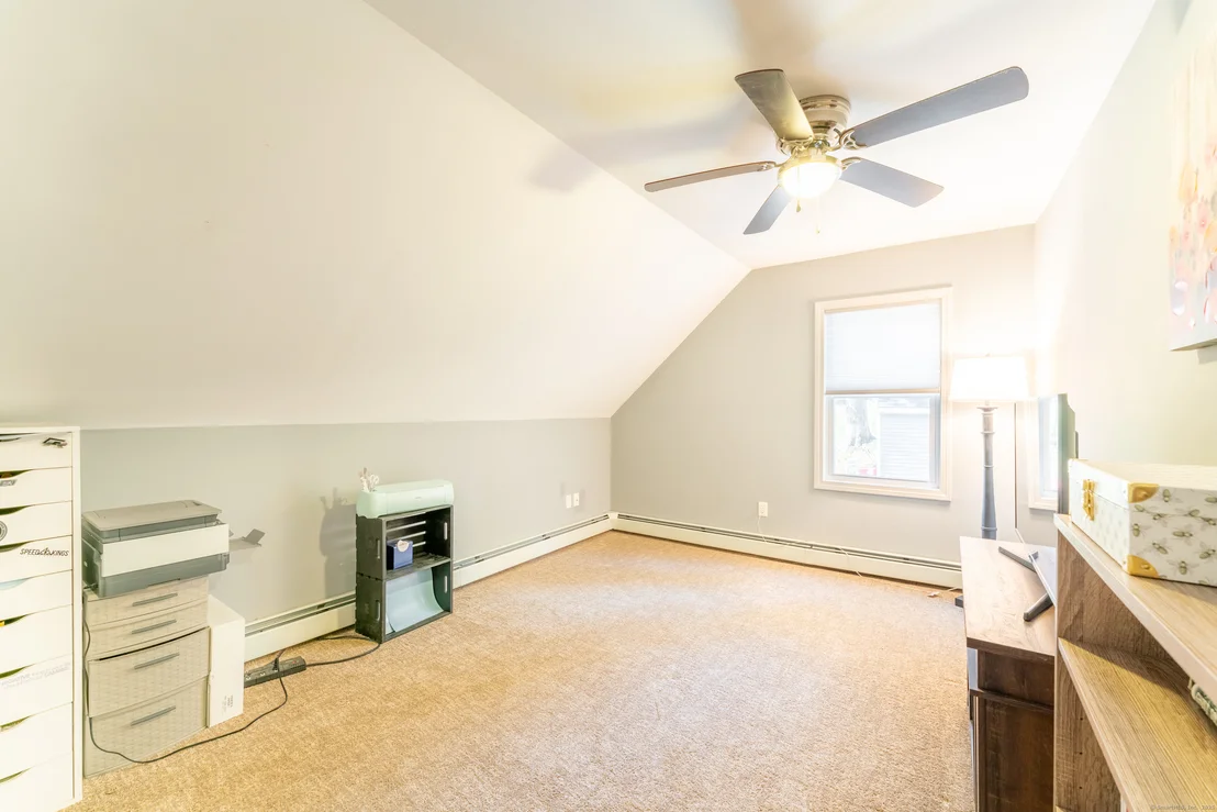Photo of 280 River Road