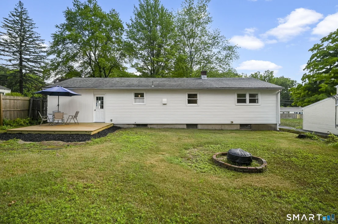 Photo of 31 Meadowlark Road