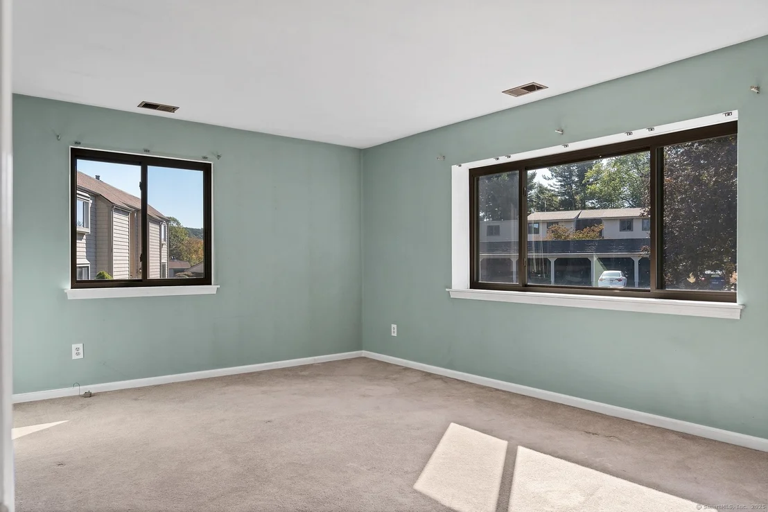 Photo of Unit APT7B at 91 Riverview Road