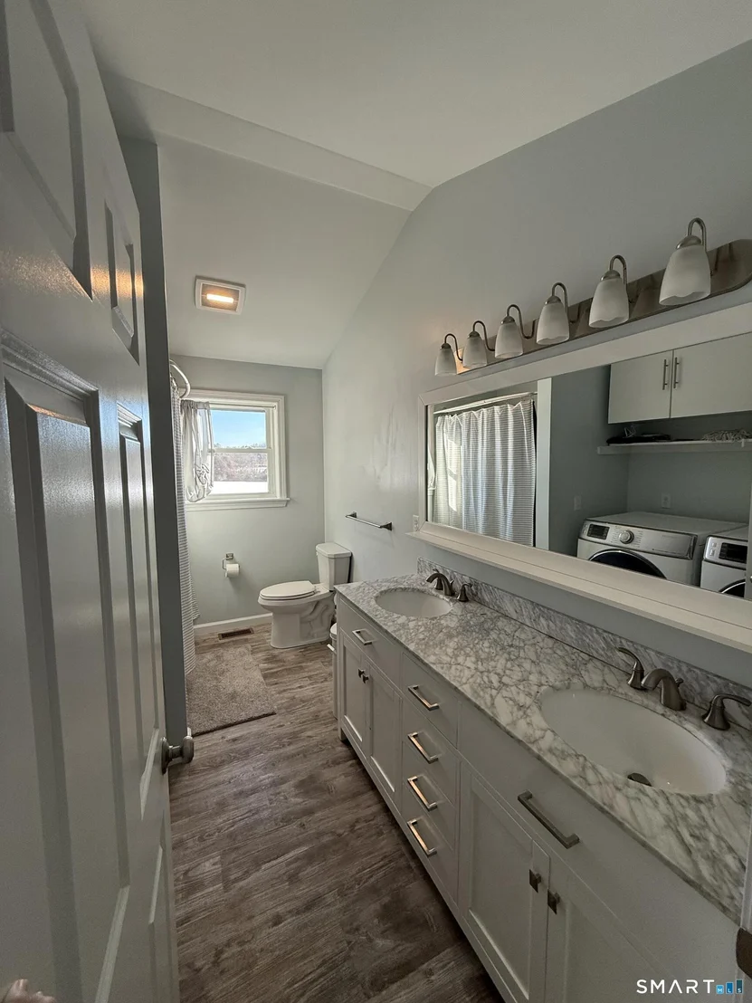 Photo of 380 Mashentuck Road