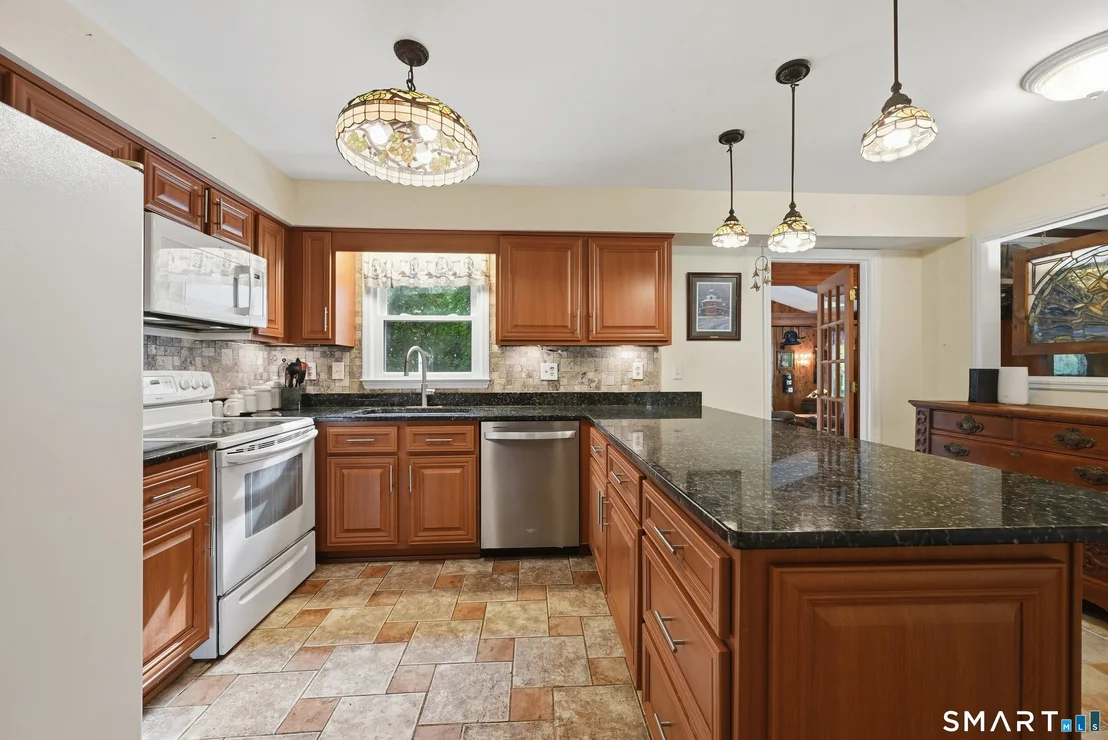 Photo of 27 Danvers Road