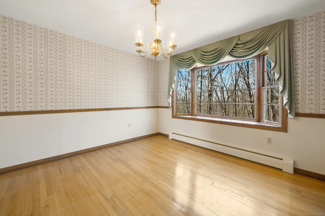 Photo of 8 Valley View Drive
