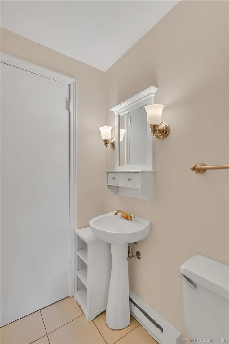 Photo of 47 White Avenue