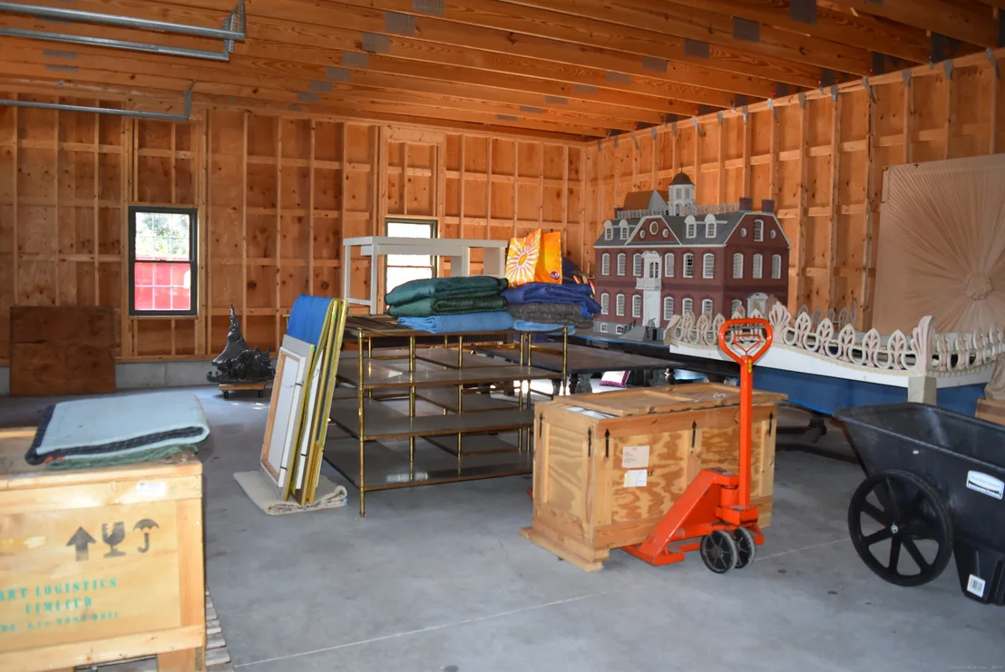 Photo of 42 Pequot Trail