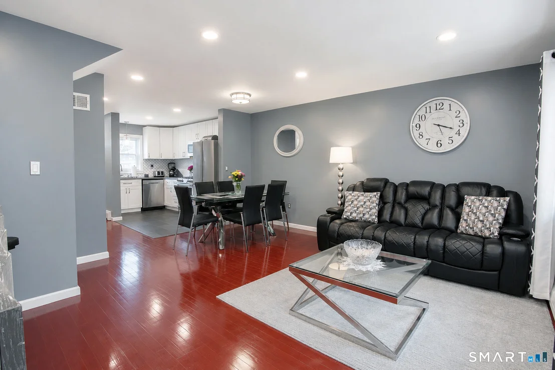 Photo of Unit 5 at 3 Camelot Drive