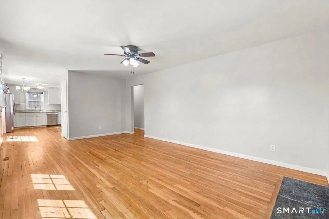 Photo of 10 Karen Boulevard