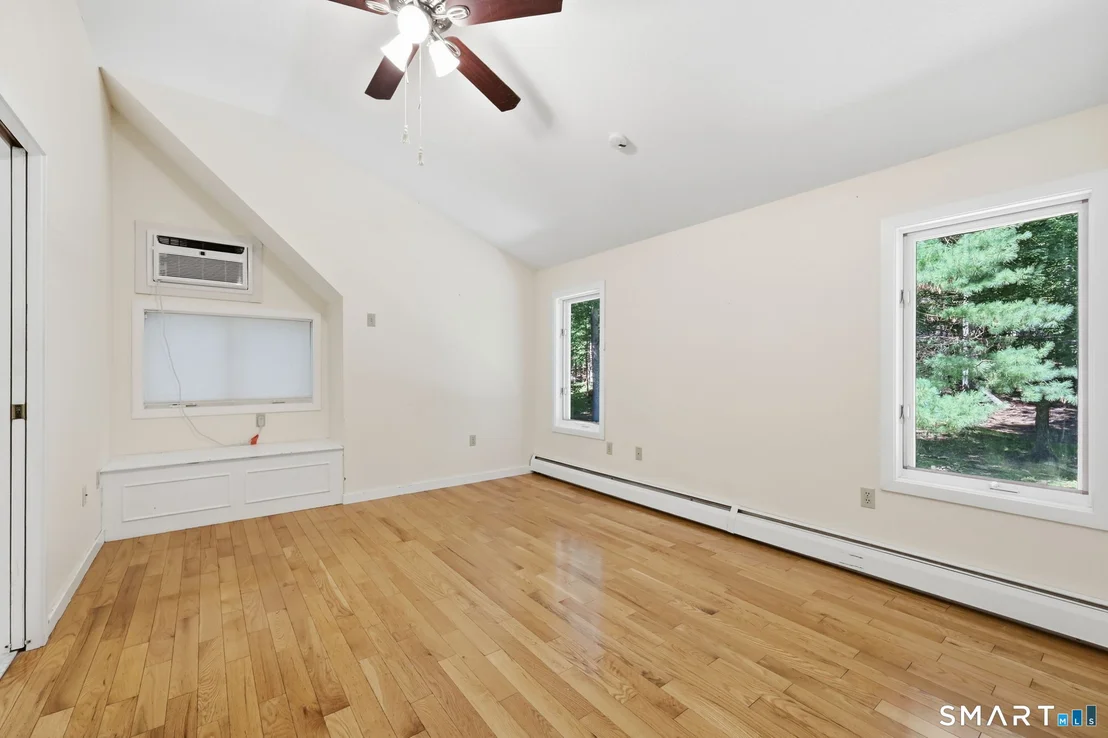 Photo of 42 Puddin Lane