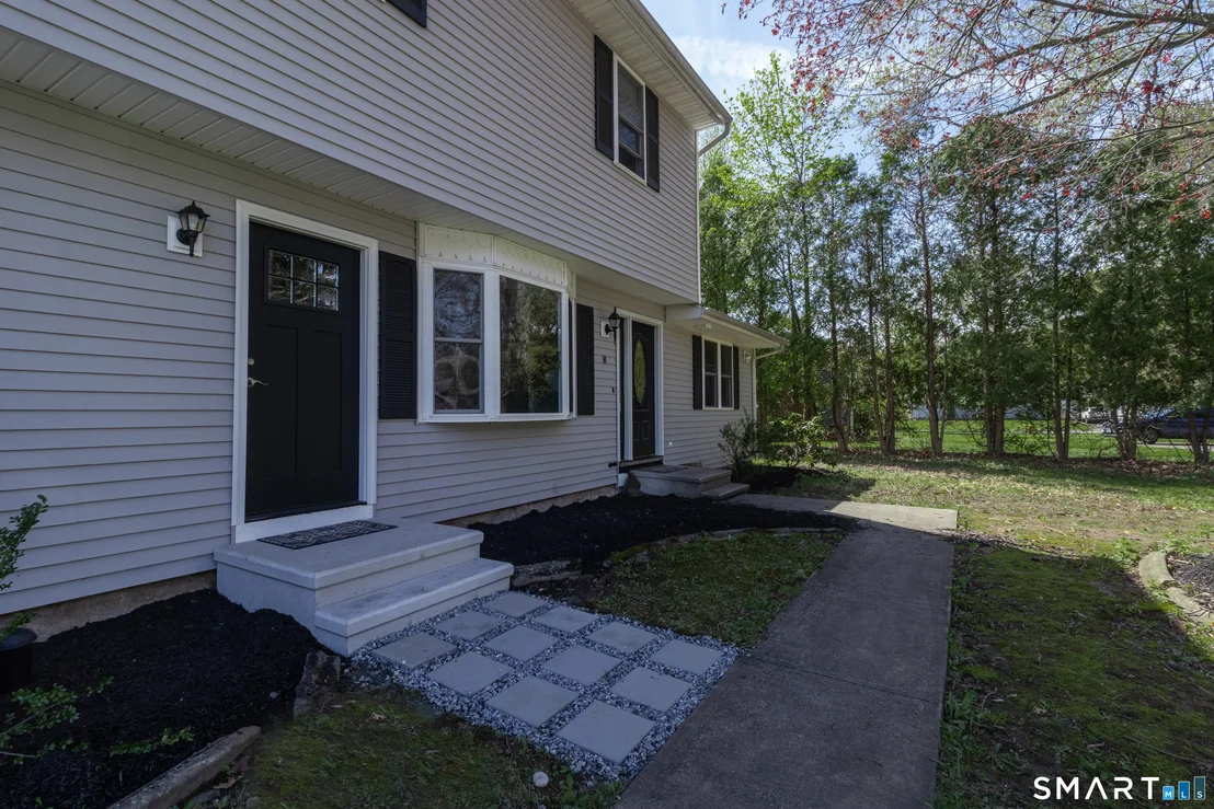 Photo of 8 Crestview Terrace