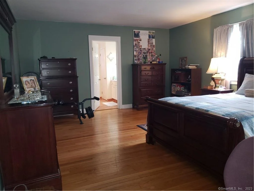 Photo of 12 Beverly Drive
