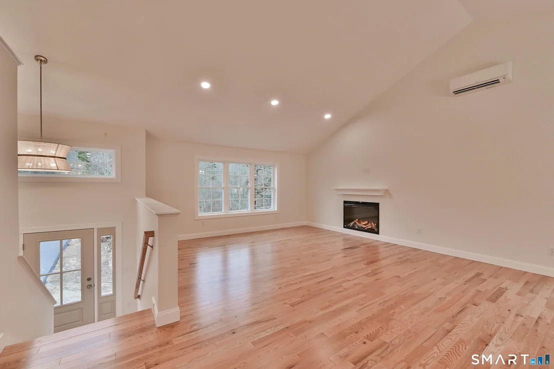 Photo of 187 Thompson Road