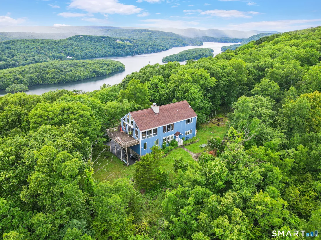 Photo of 33 Skyline Drive