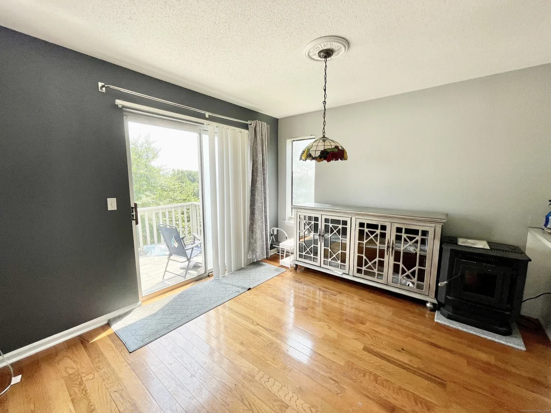 Photo of Unit 24A at 925 Oronoke Road