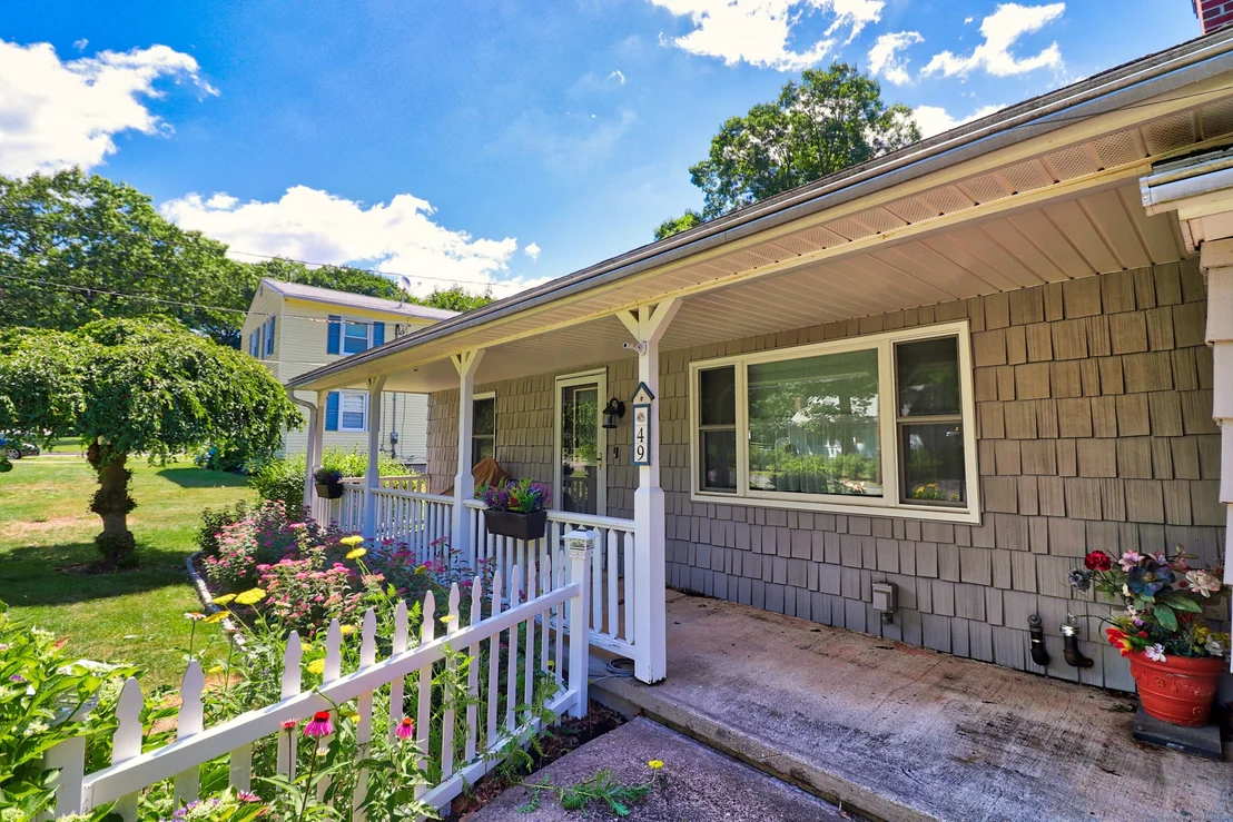 Photo of 49 Debra Lane