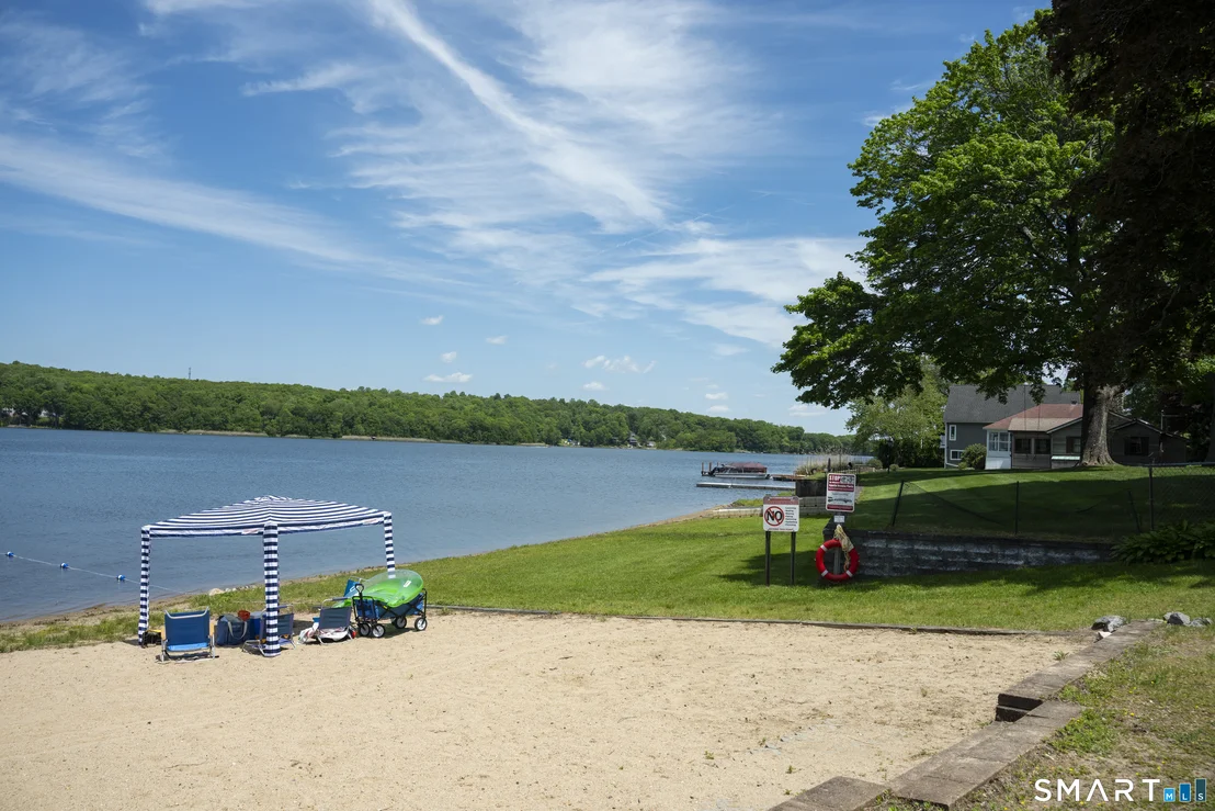Photo of 5 Avery Shores