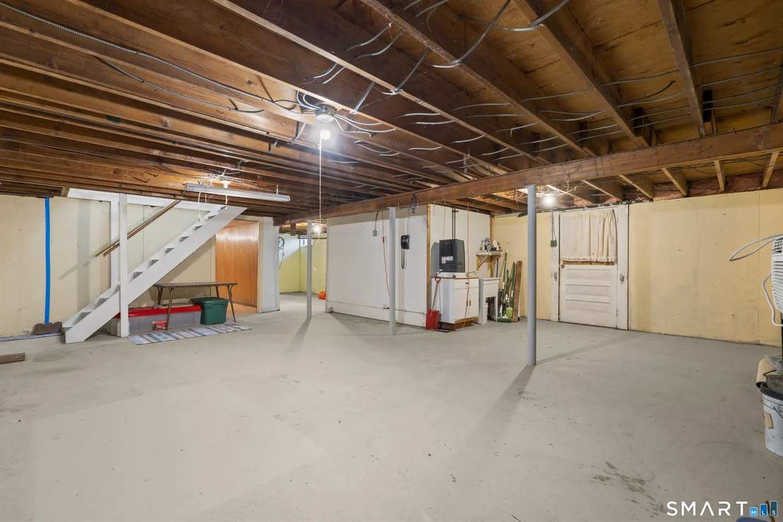 Photo of 143 Vanderpoel Avenue