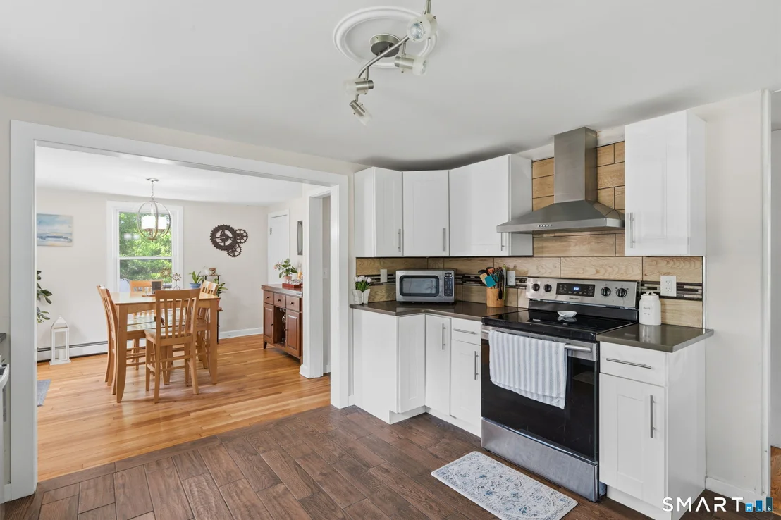 Photo of 93 Flyers Drive