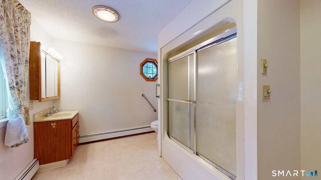 Photo of 13 Reservoir Avenue