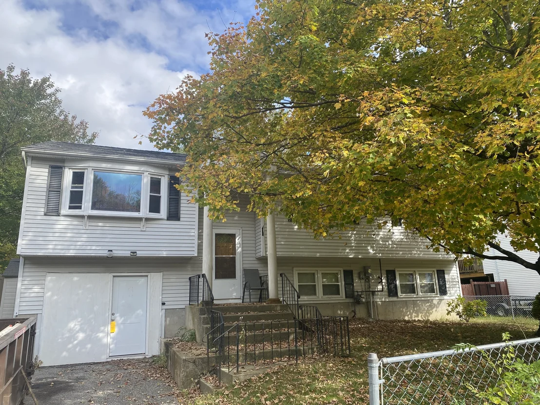 Photo of 100 Nutmeg Drive