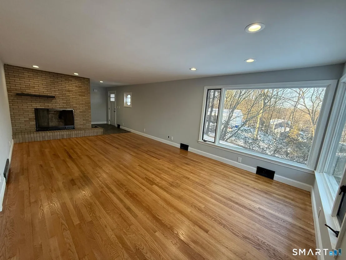 Photo of 46 Bracewood Road