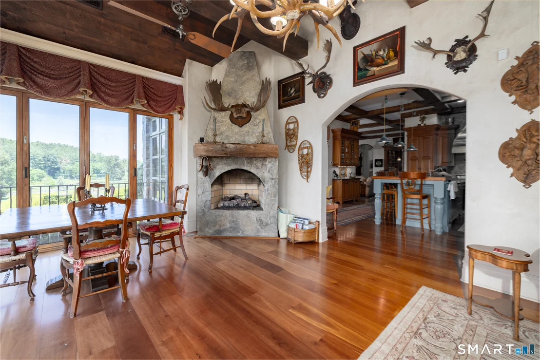 Photo of 7 Equestrian Ridge Road